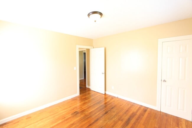 Building Photo - 505 Sunrise Blvd