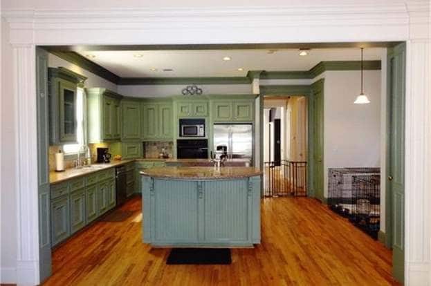 Building Photo - 1236 Cortlandt St