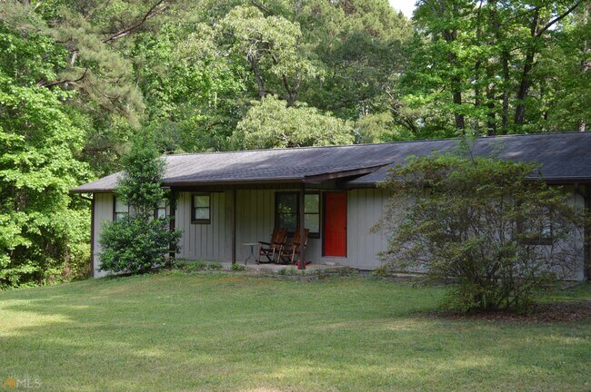 Primary Photo - 68 Glen Forest Trail