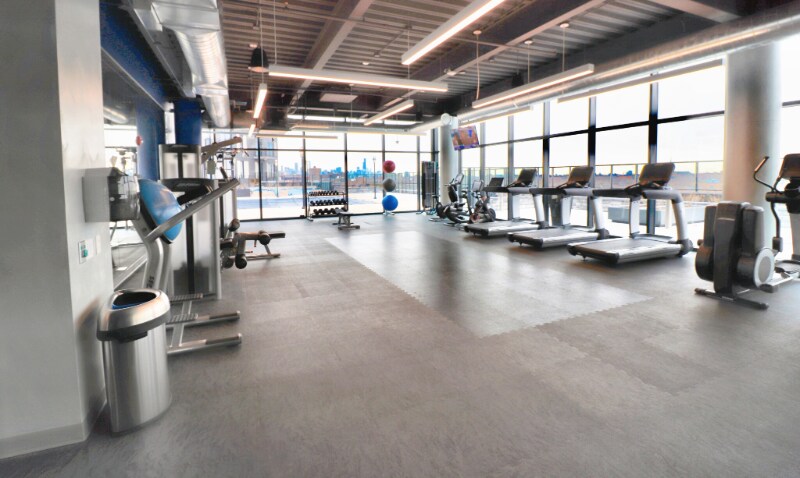 Building Photo - 1040 W Addison St