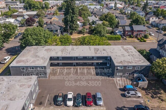 Building Photo - 205 6th Ave SE