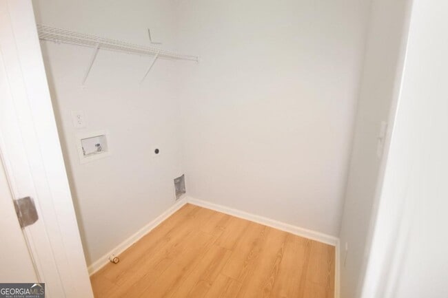 Building Photo - 2173 Executive Dr N