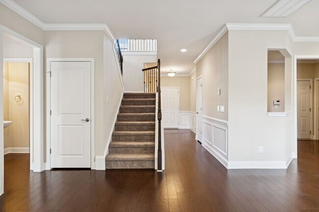 Building Photo - Sparkling clean 4 bedroom home in Spring H...