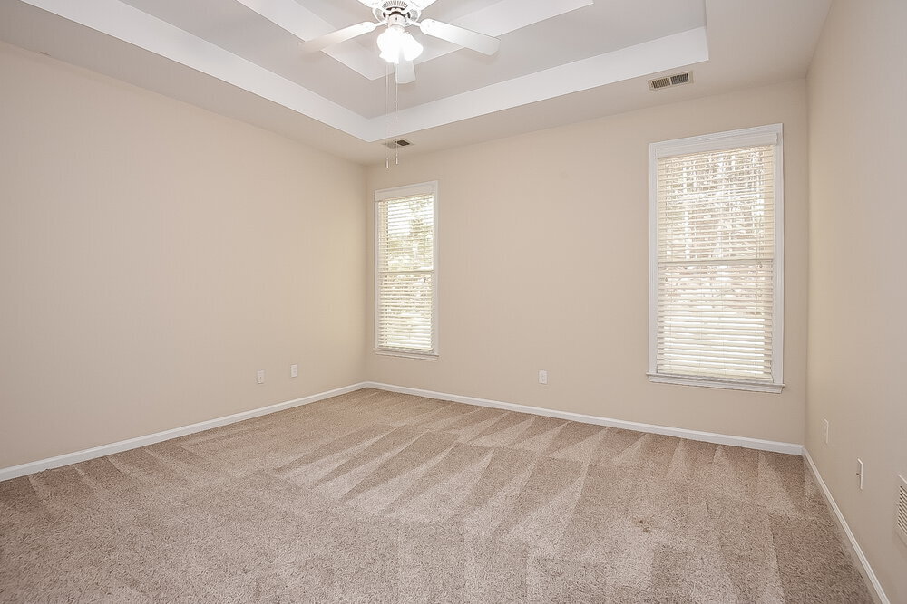 Building Photo - 207 Wildwood Way