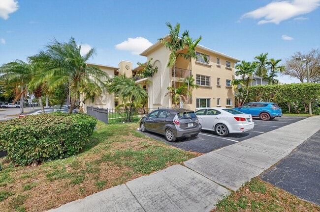 Building Photo - 901 NE 3rd St