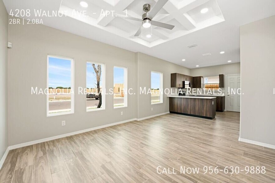 Building Photo - 4208 Walnut Ave