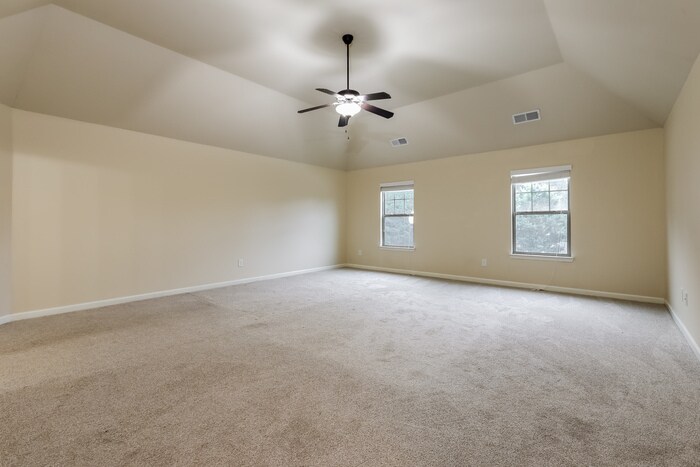 Building Photo - 4235 Sir Dixon Dr