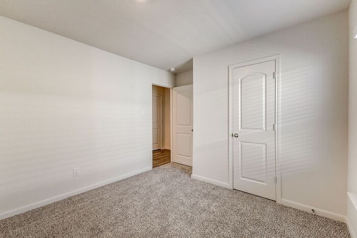 Building Photo - 600 Trinity Trl
