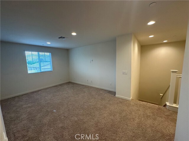 Building Photo - 27861 Solitude Ave