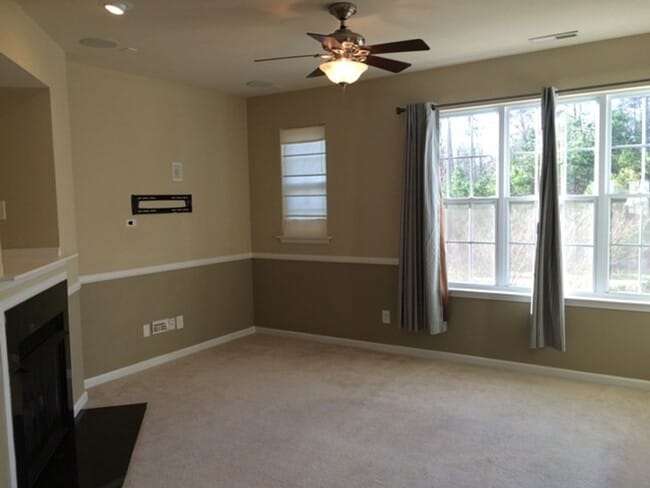 Building Photo - Prelease for January 2026!