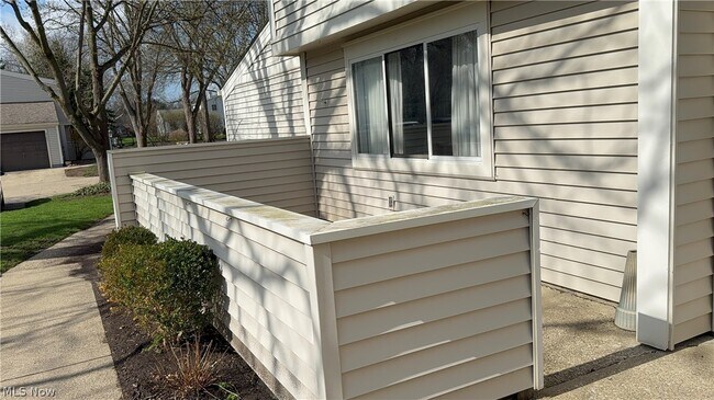 Building Photo - 3287 Bay Landing Dr