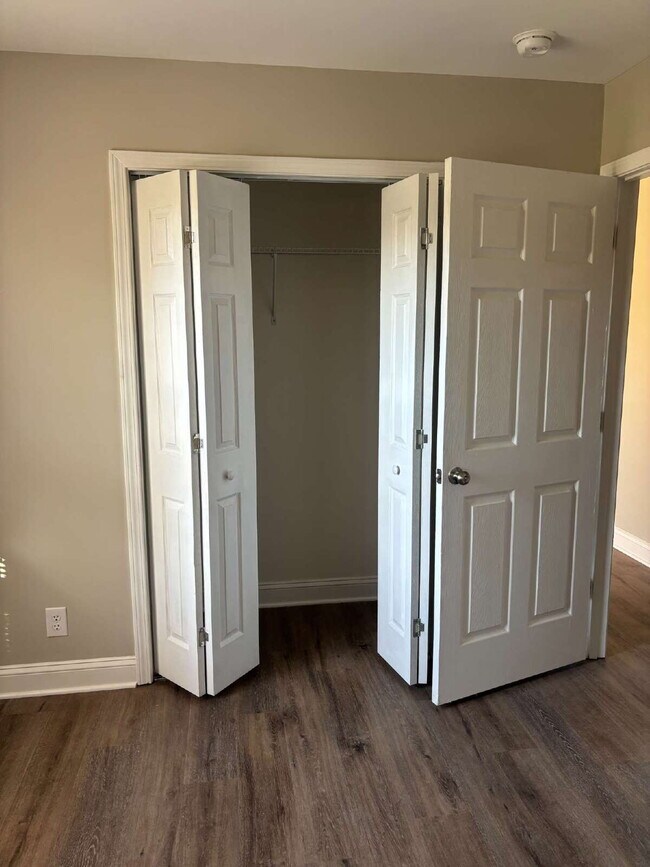 Building Photo - 3409 Dailey Rd