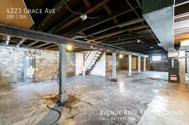 Building Photo - 4223 Grace Ave
