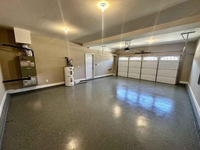 Building Photo - 2629 Rafiki Dr