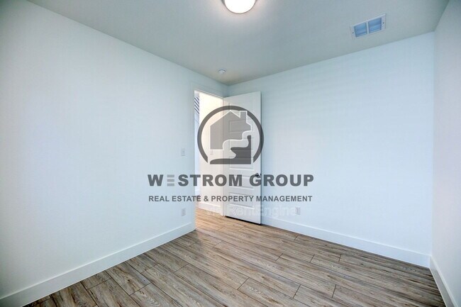 Building Photo - 12417 Iveson Dr