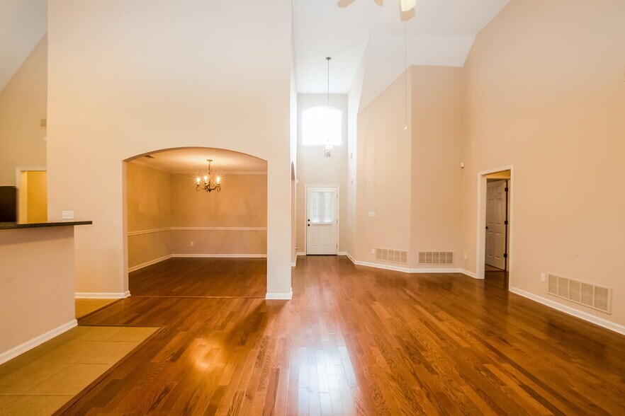 Building Photo - 11660 Dempsey Dr