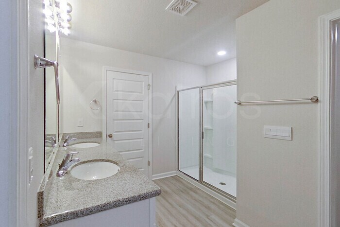 Building Photo - 4726 Malay Cir