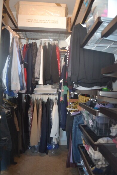 Building Photo - 1117 W Monroe St