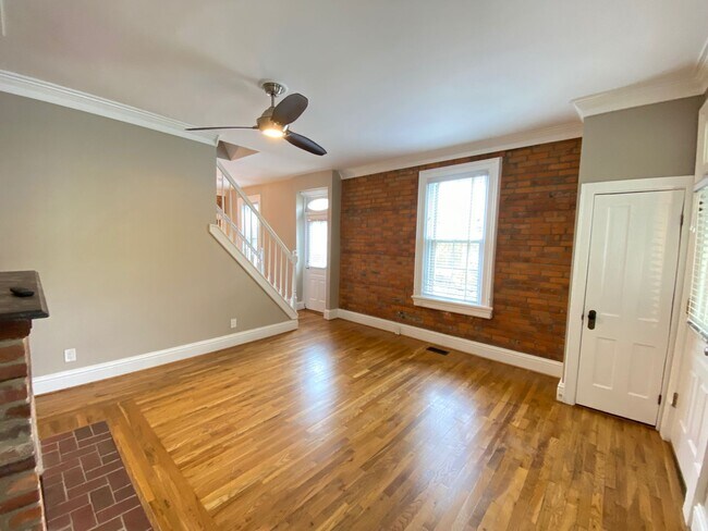 Building Photo - 42 E 3rd Ave