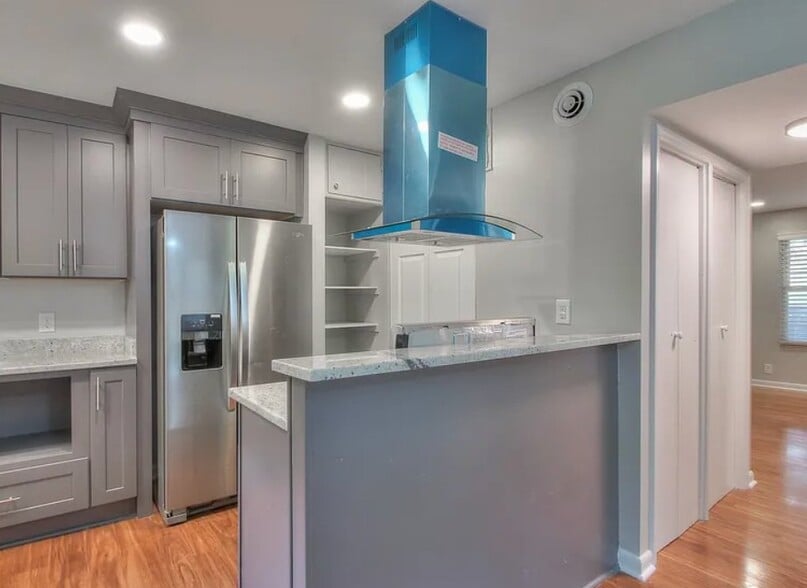 Building Photo - 5506 Country Dr