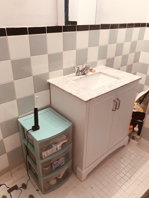 Building Photo - 2216 W 24th St