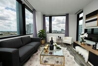 Building Photo - 1211 Caroline St