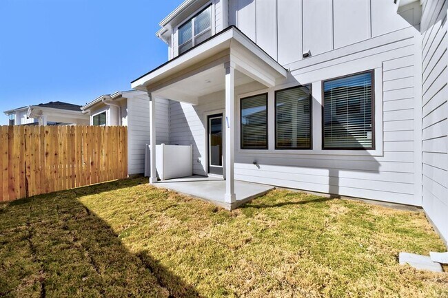 Building Photo - 111 Amber Fields Trail