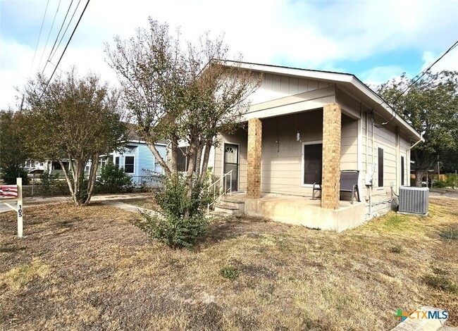 Building Photo - 105 Santa Clara St