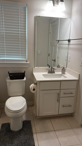 Building Photo - 300 Finnegan Ct