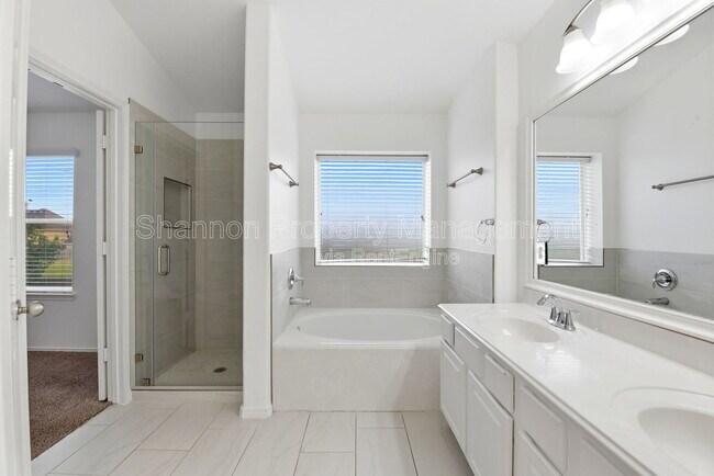 Building Photo - 5342 Gibralter Pl