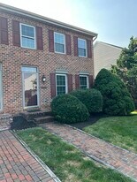 Building Photo - 1516 Tussey Ct