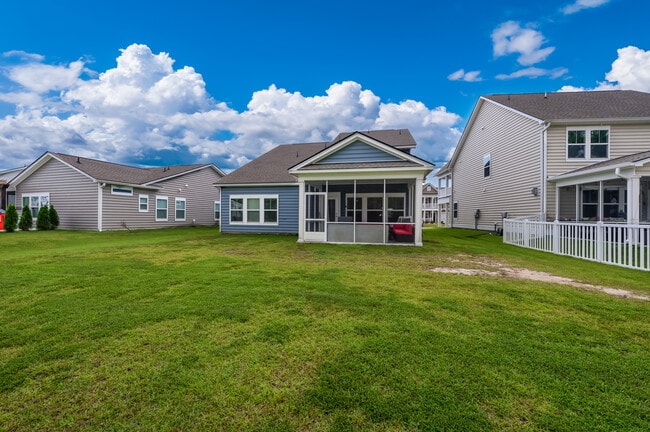 Building Photo - 837 Harrison Mill St