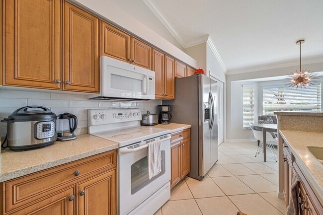 Building Photo - SHORT TERM Rental in Bella Terra - (7.1 - ...