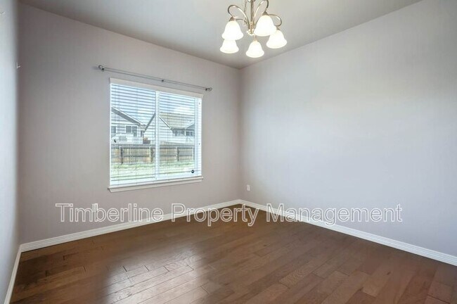 Building Photo - 10202 Boulder Ridge Dr