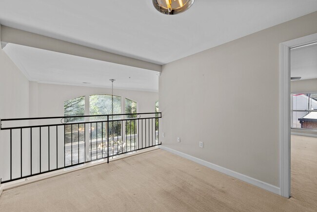 Building Photo - 200 S Dawson St