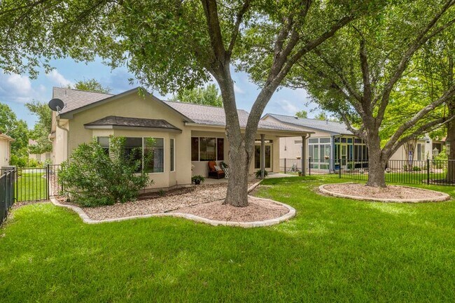 Building Photo - 296 Red Poppy Trail