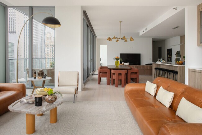 Building Photo - 60 E Randolph St