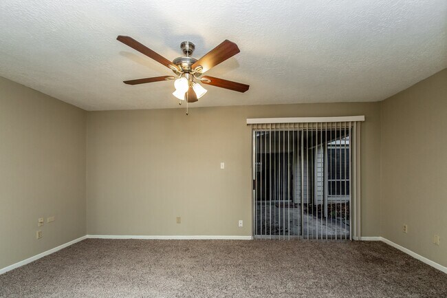 Building Photo - 10102 Autumn Harvest Dr