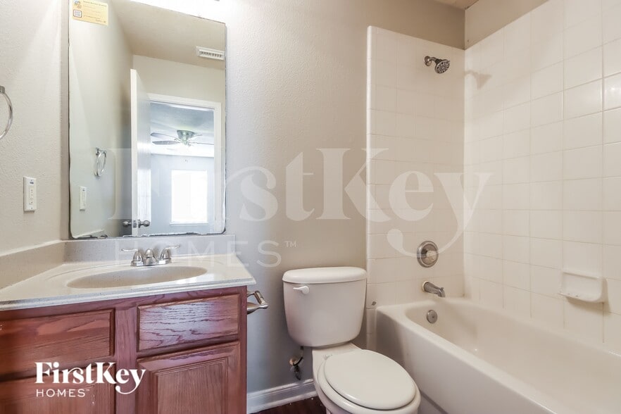 Building Photo - 4434 Cannongate Dr