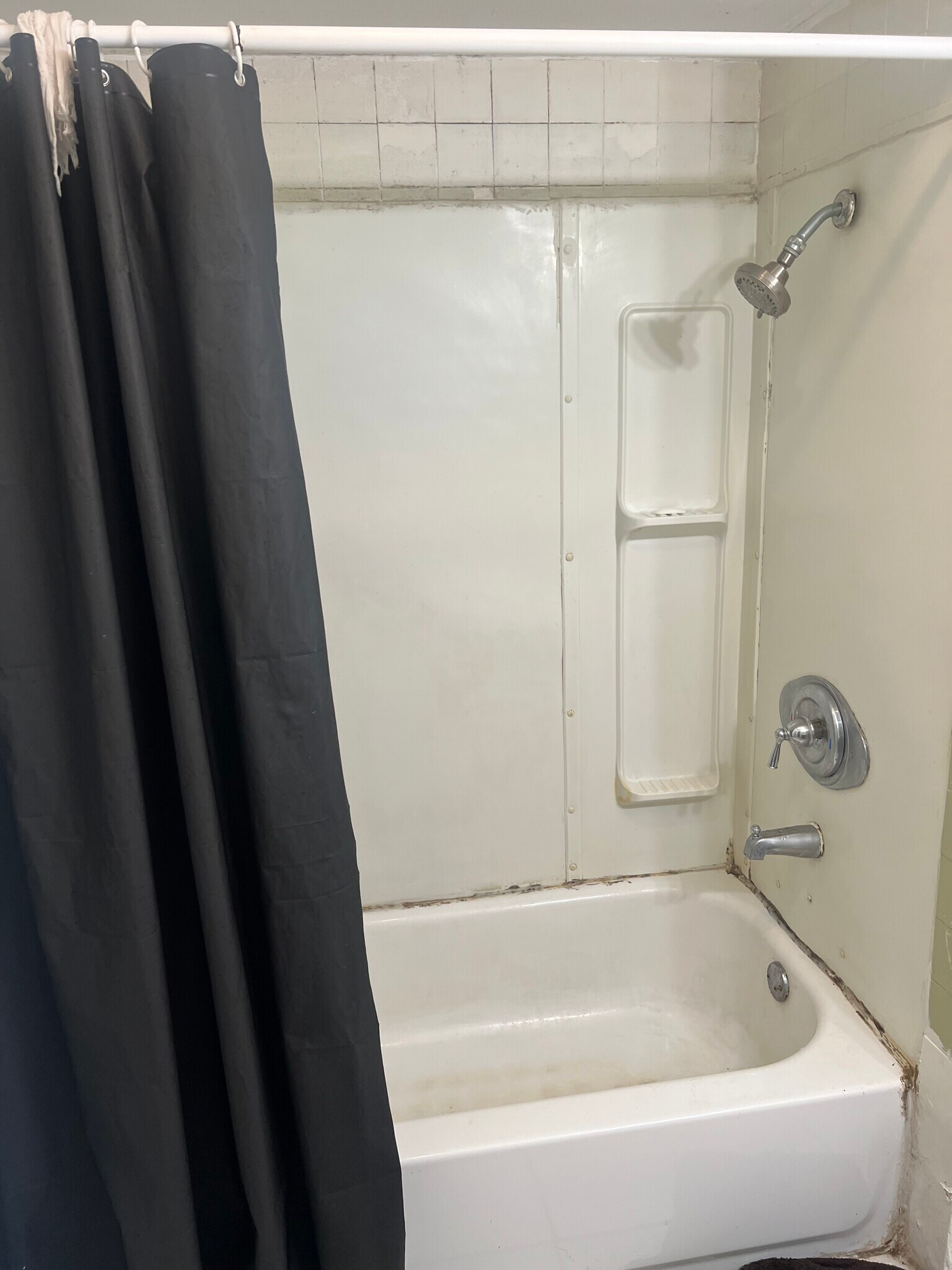 Building Photo - 5920 Streamview Dr