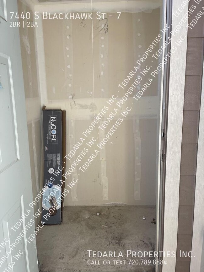 Building Photo - 7440 S Blackhawk St