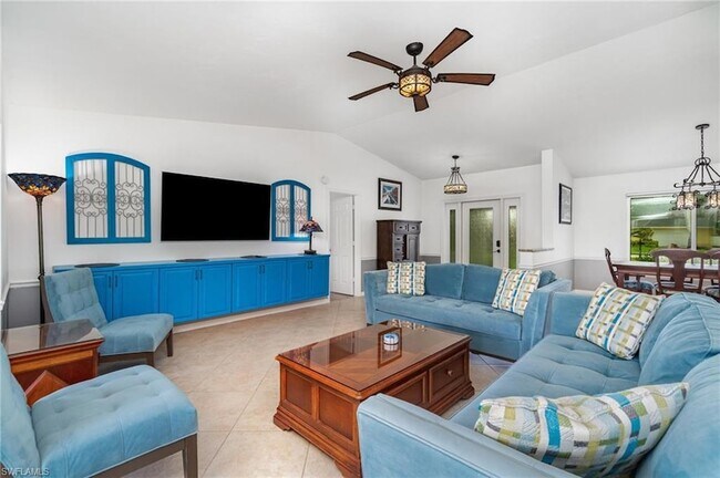 Building Photo - 1933 Countess Ct