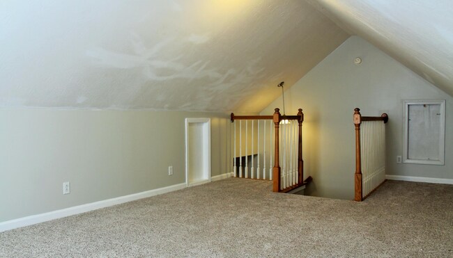 Building Photo - 1577 Autumn Dr
