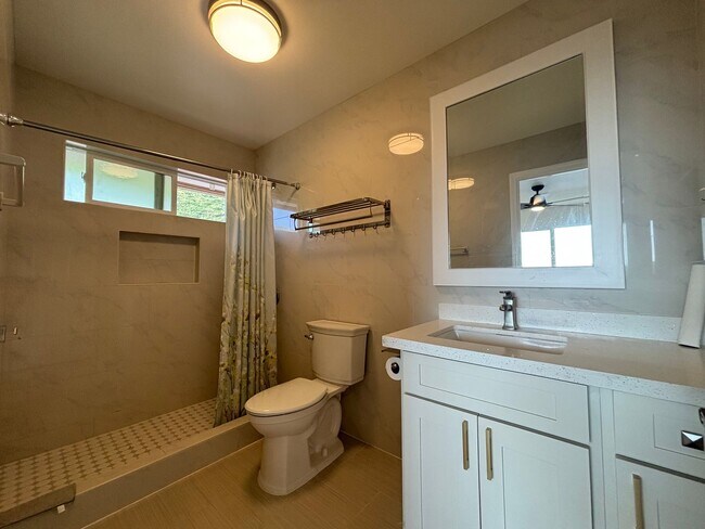 Building Photo - 2036 9th Ave