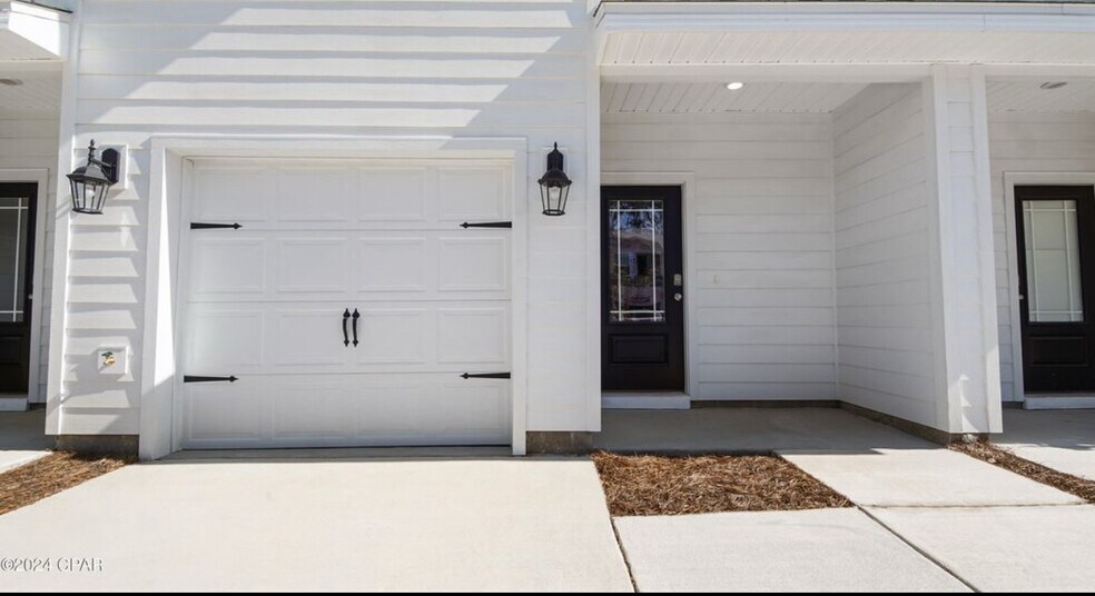 Building Photo - 456 Melrose Way