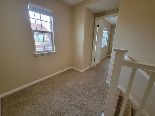 Building Photo - 2388 Vera Dr