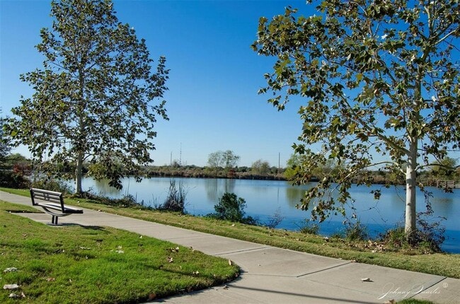 Building Photo - 28907 Ridge Valley Ct
