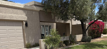 Building Photo - 8184 E Del Cuarzo Dr