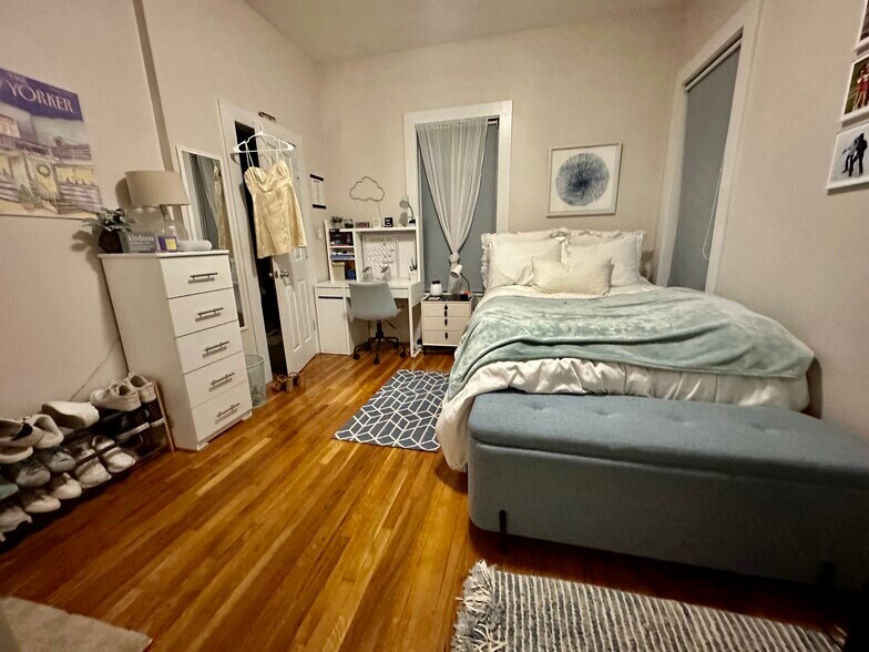 Building Photo - 11 Wadsworth St