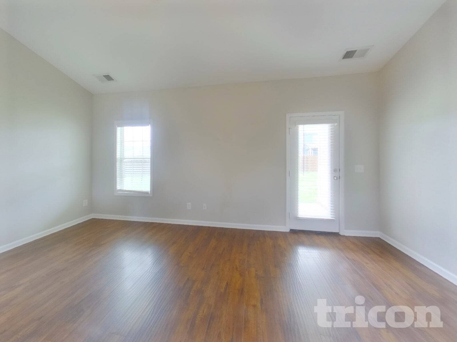 Building Photo - 812 Ellyson Dr